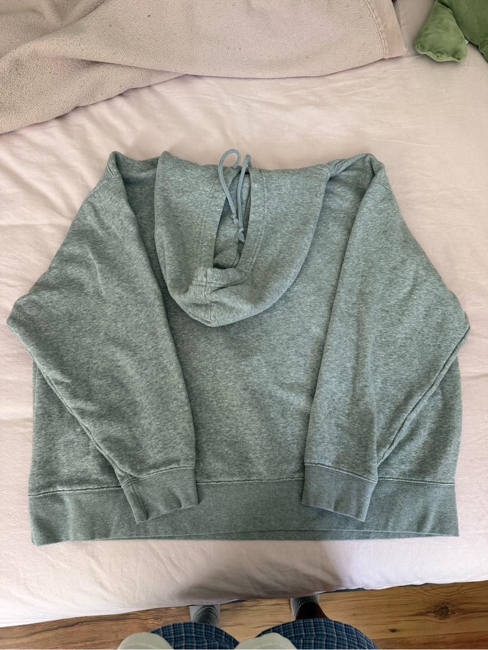 Nike Sweatshirt - Picture 2 of 2